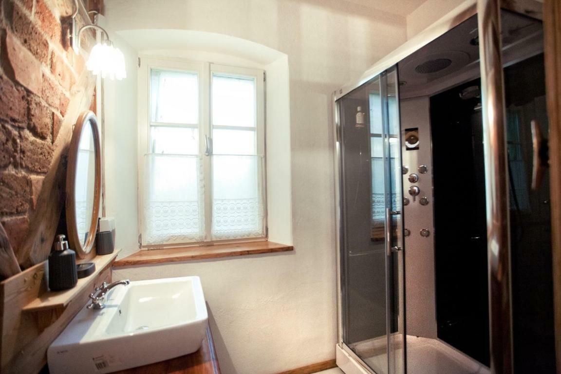 Gosciniec Kaszarnia Kamienne Villa Mirsk Bagian luar foto